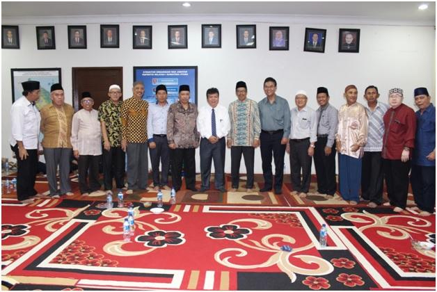 Rektor Nommensen Hadiri Buka Puasa Bersama dengan Koordinator Kopertis   