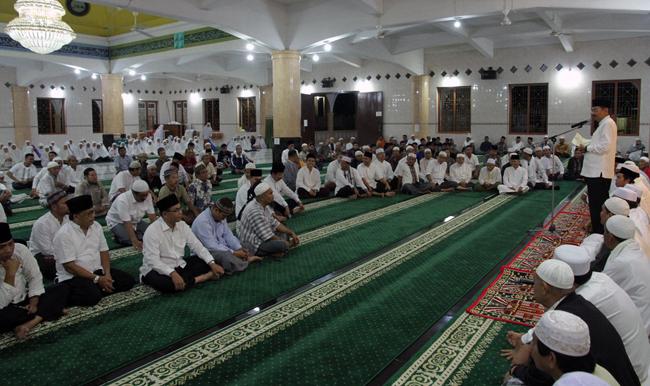 Subuh Berjamaah Di Masjid Agung Padang Sidempuan