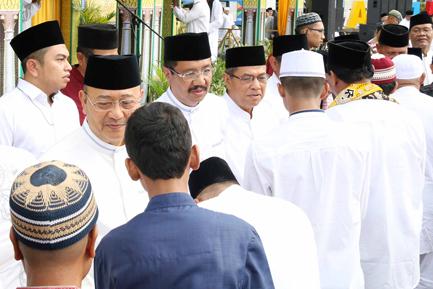 Shalat Ied, Tengku Erry Ajak Masyarakat Jaga Persatuan