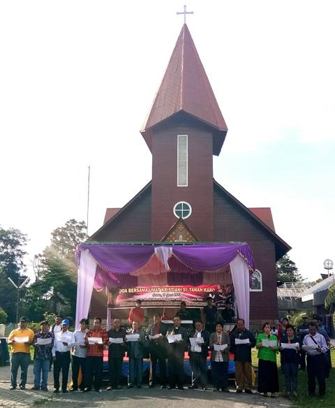 Jemaat Lintas Gereja di Karo Berdoa Bersama untuk NKRI