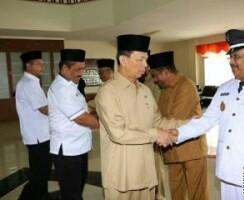 Bupati Tapsel Lantik Lurah, Kepala Sekolah dan Pengawas