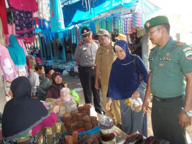 Muspika Batangtoru Gelar Operasi Pantau Harga Pasar