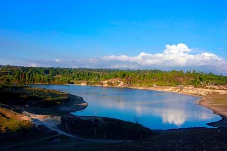 Amazing, Ada Danau di Tengah Danau