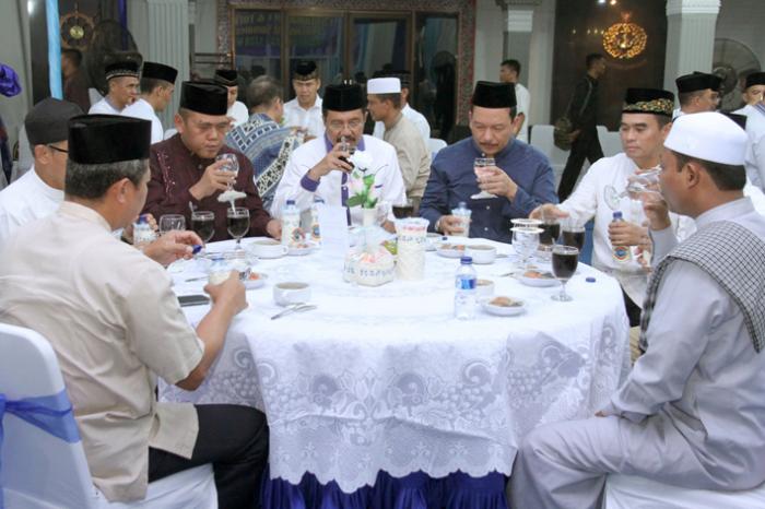  Erry: Tradisi Berbuka Puasa Bersama Guna Perkuat Silahturahmi dan Meningkatkan Ketaqwaan