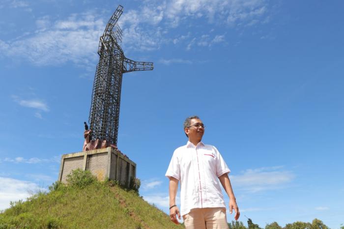 Menurut Sihar Patung Yesus di Taput Baiknya Diselesaikan