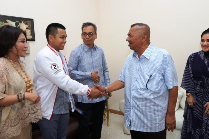 Syamsul Arifin Terharu Dikunjungi Sihar Sitorus di Hari Lebaran