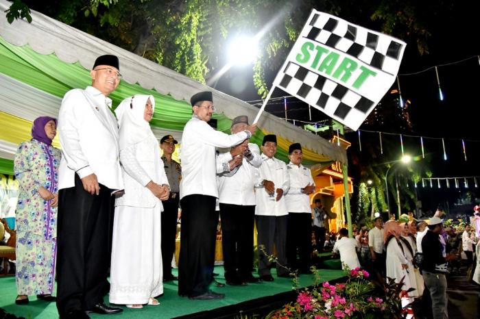 Gubsu Lepas Pawai Takbiran Malam Idul Fitri