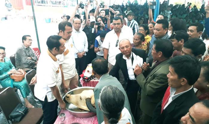 Meriah: Marga HUTATORUAN Berangkatkan  JTP FRENDS
