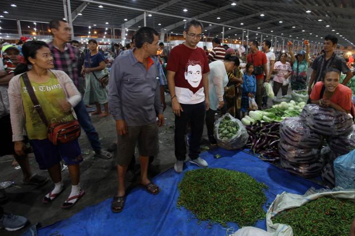 Siapkan Buka Puasa Bersama Djarot, Sihar Belanja Sayur ke Pasaraya MMTC
