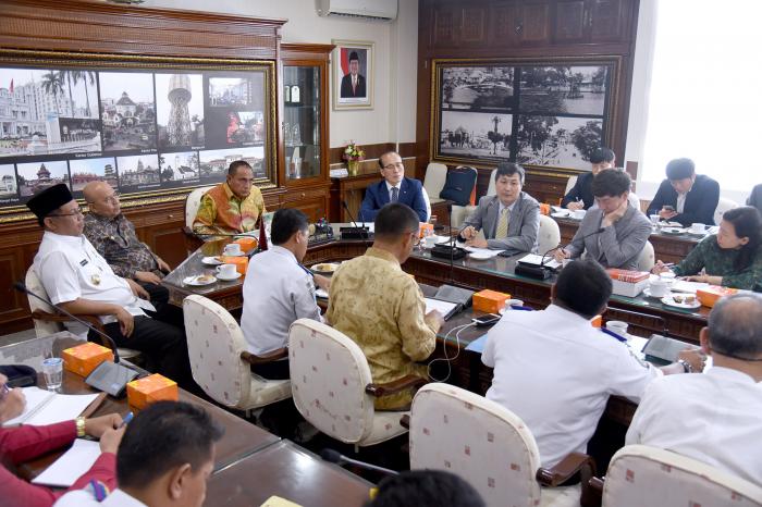 Rapat Pembangunan LRT Mebidangro