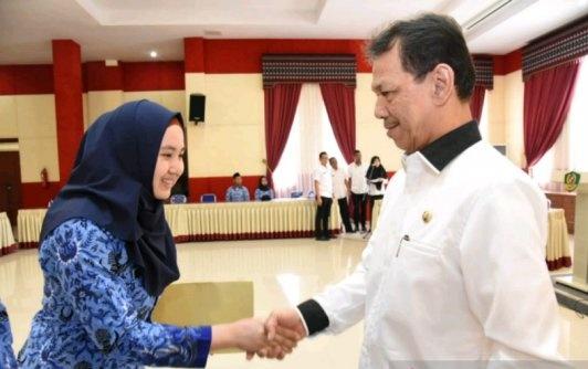 189 CPNS Terima SK di Tapsel