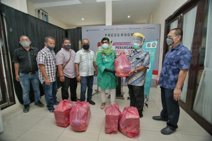 Lagi, Pemko Medan Salurkan Bantuan Kepada Wartawan Terdampak Covid-19
