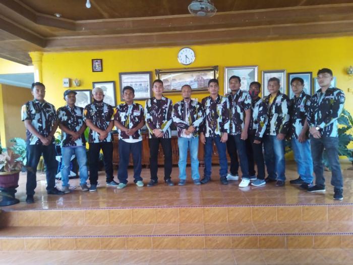 Ketua PAC IPK Rantau Utara Serahkan Mandat Ketua Ranting IPK Kelurahan Siringoringo