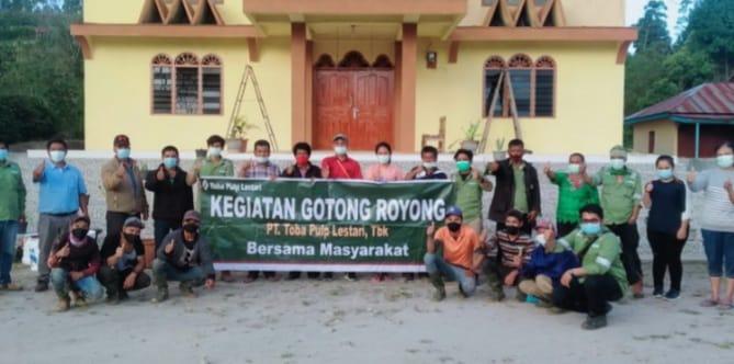 PT TPL Berikan Bantuan untuk Gereja GKPI Sinta Nauli Humbang Hasundutan