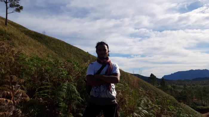Pemandangan Bukit "Dolok Manaek" Eksotis Bak Mercusuarnya Doloksanggul 