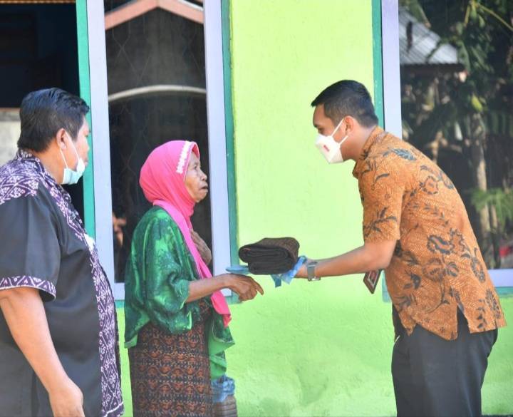 Tak Sempat Bertemu, Presiden Kirimkan Bantuan untuk Nenek Sofia