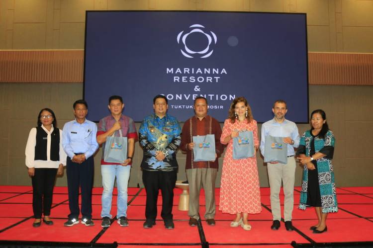Sea Cleaner Gelar Diskusi Dengan Bupati Samosir, Rencana Mendatangkan Kapal Penyedot Sampah di Danau Toba