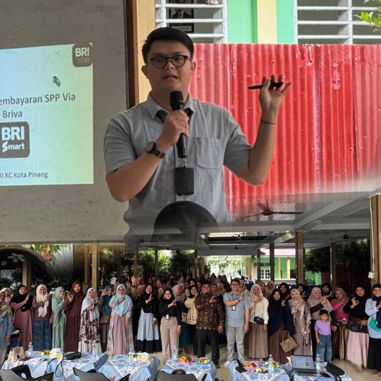 BRI BO Kotapinang Sosialisasi Layanan BRIVA di Pesantren Sosialisasi Ar Rasyid Pinang Awan