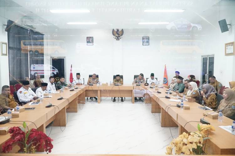 Sambut Kepulangan Jemaah Haji, Wabup Labuhanbatu Tekankan Pelayanan Maksimal dan Ketepatan Waktu