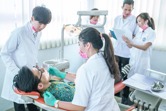 Fakultas Kedokteran Gigi UNPRI Terakreditasi-B 'Gemuk
