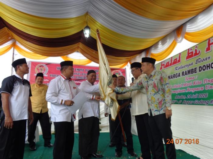 Marga Rambe Gelar Halal Bihalal & Tepung Tawar 19 Calhaj