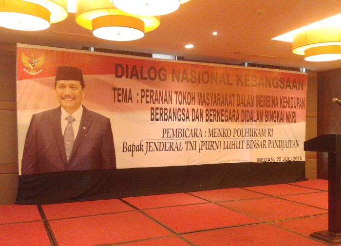 Jenderal (Purn) Luhut B Pandjaitan Hadiri Dialog Kebangsaan di Aston Medan