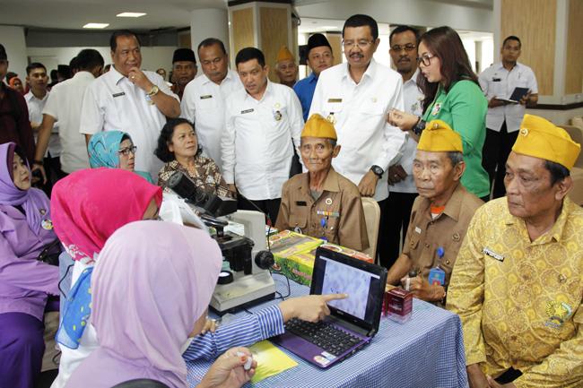 Pemangku Kebijakan Diminta Perbanyak Fasilitas Khusus Bagi Lansia