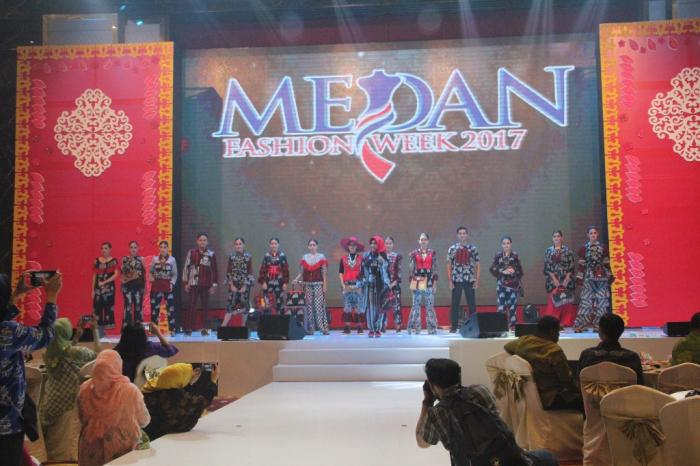 Songket Medan Menarik Perhatian Pecinta Fashion 