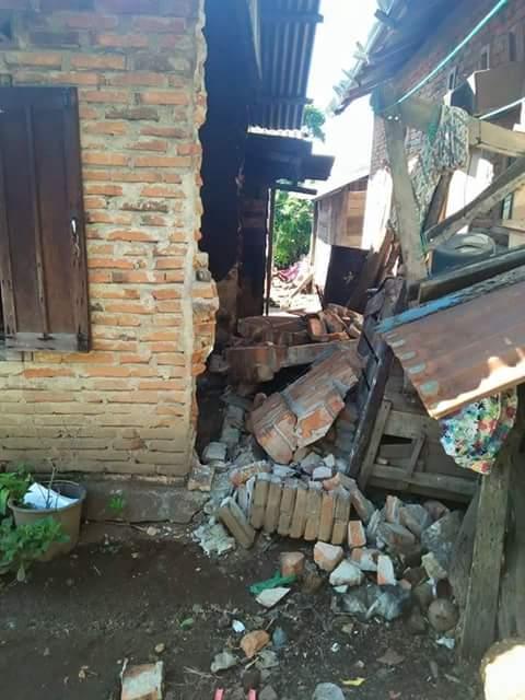 Gempa Rusak Rumah di Sitaratoit