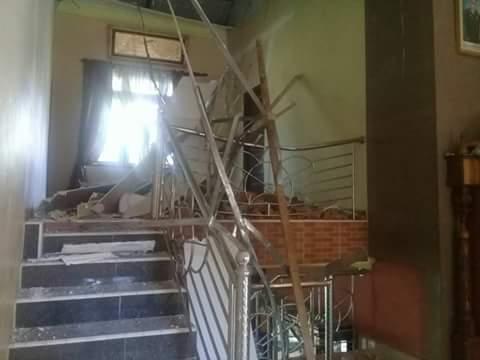 Akibat Gempa, Plafon Rumah Warga Parsalakan Rubuh