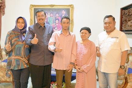 Tengku Erry Bertemu Sultan Deli di Makassar