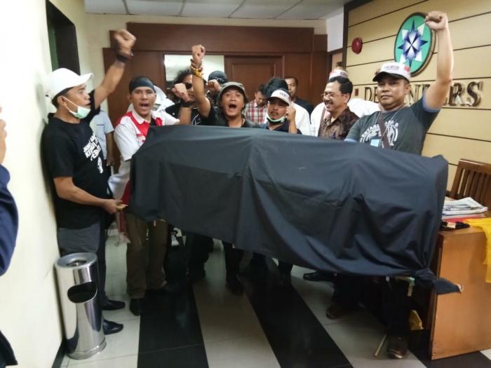 Perwakilan Wartawan se Indonesia Angkat Suara, Dewan Pers Ketakutan dan Melarikan Diri