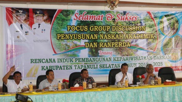 Bupati Tapsel Harapkan Sinergi OPD Membangun Pariwisata