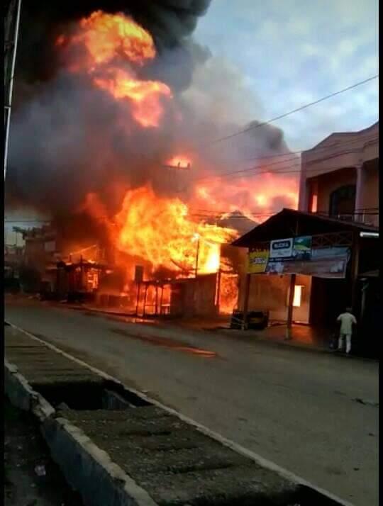 Kebakaran Hebat Landa Pasar Batangtoru
