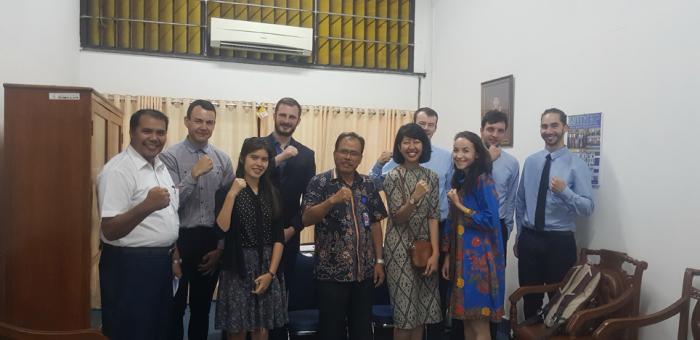 Mahasiswa CULS Rep. Ceko Kunjungi UHN Medan