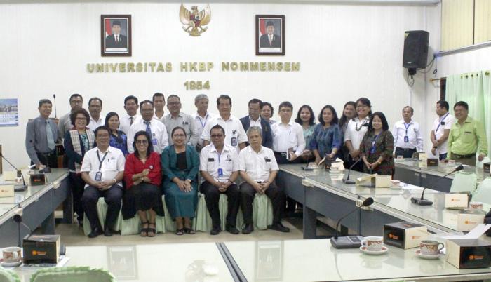 UHN Medan Jalin MoU dengan Departemen Marturia HKBP