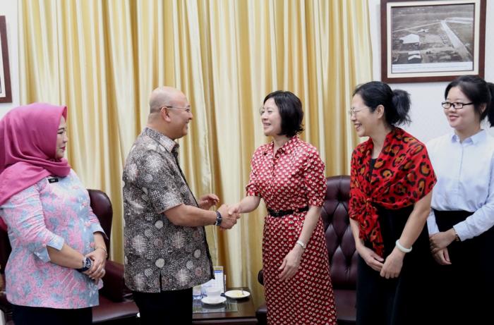 Moment Konjen RRT Bertemu Wali Kota Medan