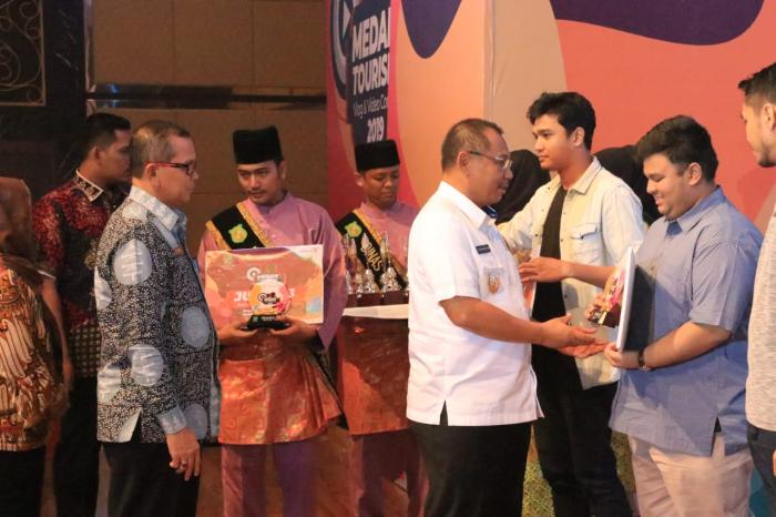 Akhyar Nasution Ajak Millenial Promosikan Medan Lewat Video dan Vlog