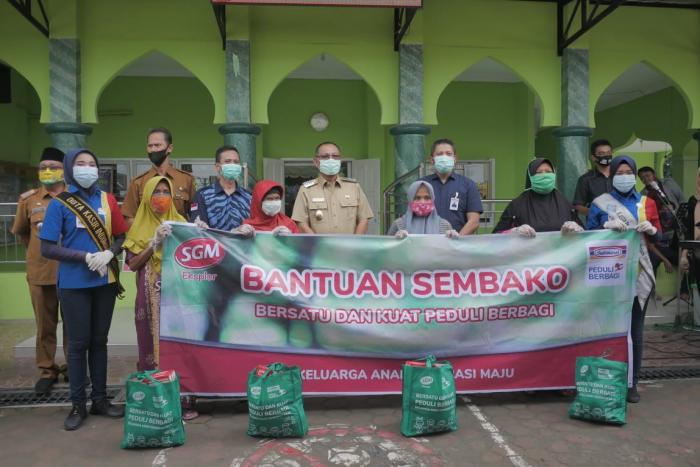 300 Paket CSR Indomaret dan PT Sari Husada Kepada Warga Tanjung Mulia