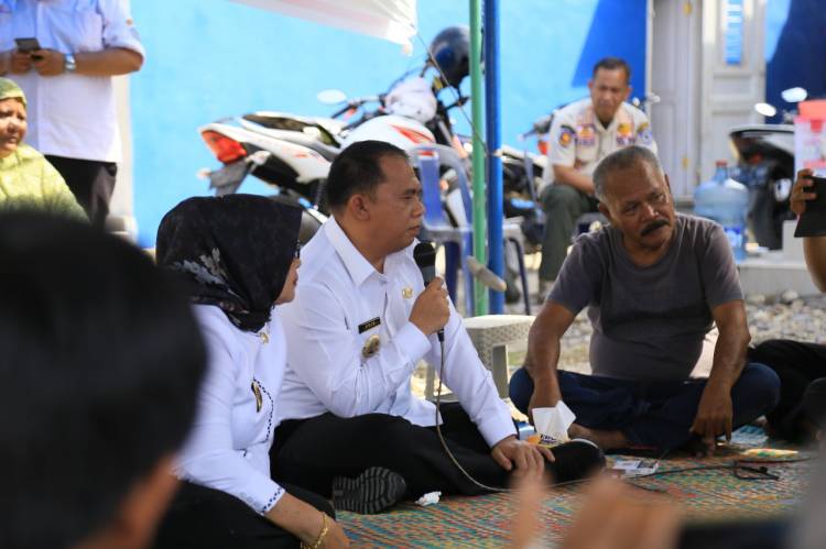 Temui Masyarakat, Bupati dan Wakil Bupati Labuhanbatu Dengarkan Keluh Kesah