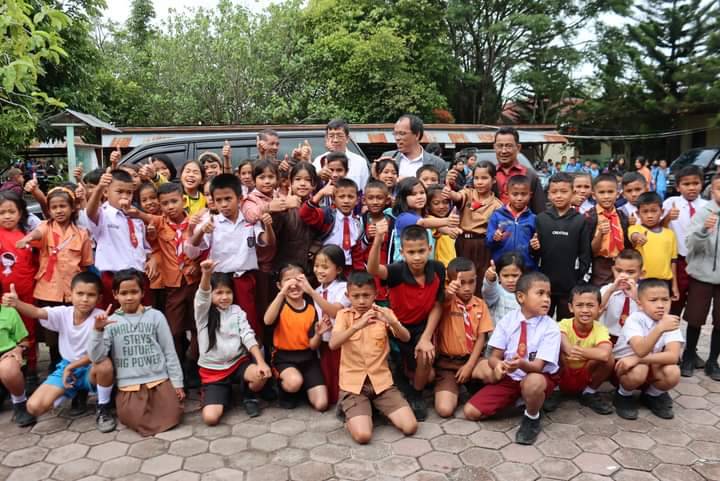 Bupati Humbahas Bersama Dirjen KN Saksikan Pembelajaran Gasing Di Doloksanggul