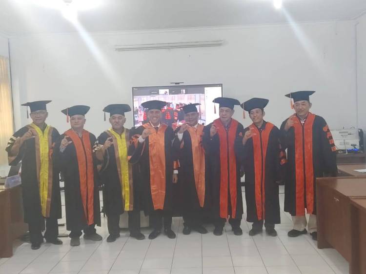 Tawarkan Model CarLos, Dr. Jonson Rajagukguk Pertahankan Disertasinya di Hadapan Sidang Terbuka Pascasarjana Unimed