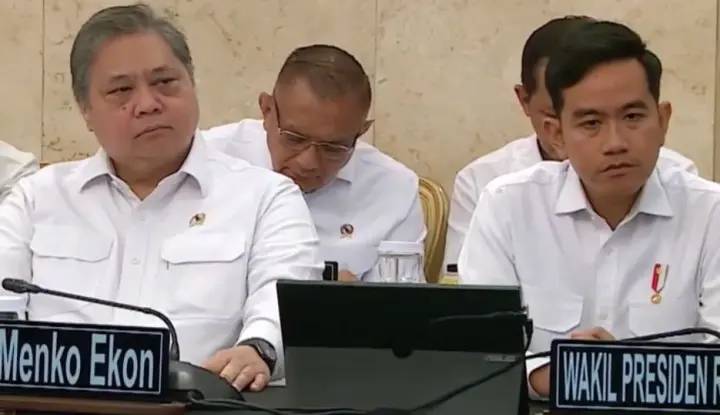 Posisi Duduk Presiden dan Wakil Presiden di Sidang Kabinet Jadi Sorotan, Istana Tegaskan Hanya Pengaturan Teknis
