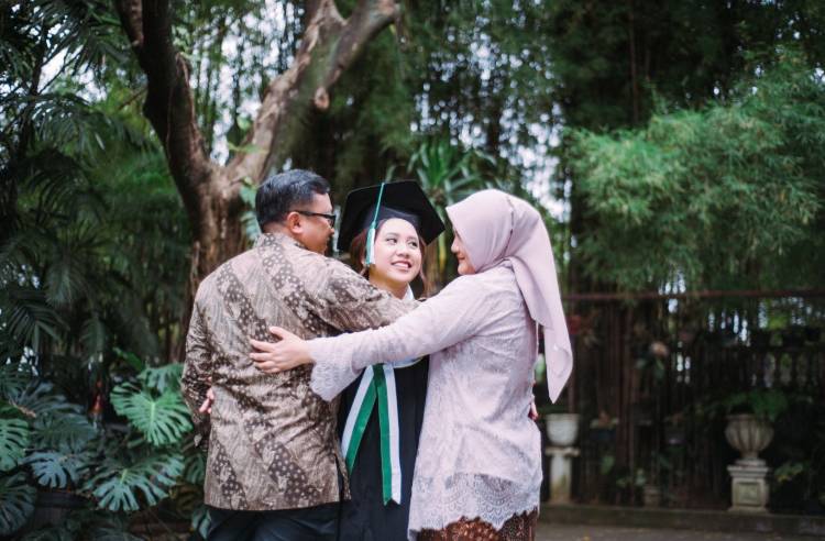 Pentingnya Ketahanan Finansial untuk Persiapan Studi Perguruan Tinggi