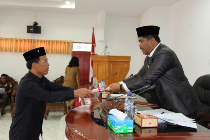 Bupati Humbahas Sampaikan Nota Pengantar Ranperda Tentang Pembentukan dan Susunan Perangkat Daerah