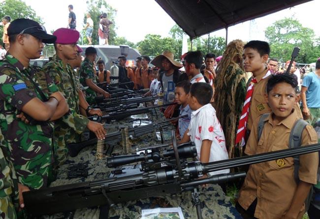 Yonif -8 Mar Meriahkan Peringatan Brandan Bumi Hangus Ke -69