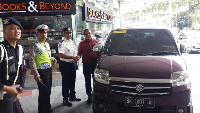 Dishub Tertibkan 8 Taksi Berbasis Online di Medan