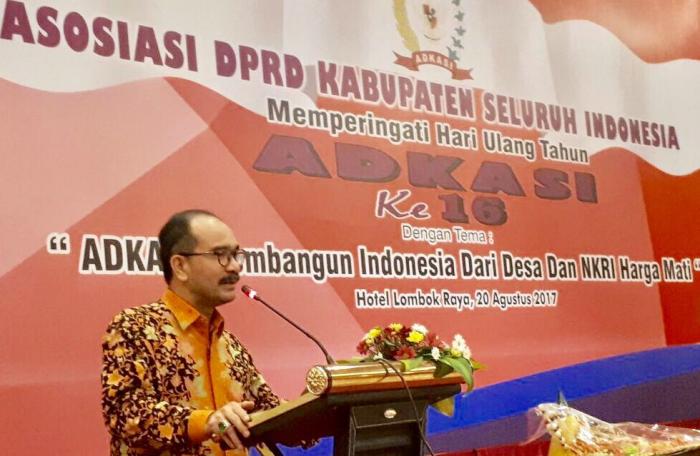 DPRD Dan ADKASI Membangun Indonesia Dari Desa : Agenda Mempertahankan NKRI Dan Menjalankan Pancasila