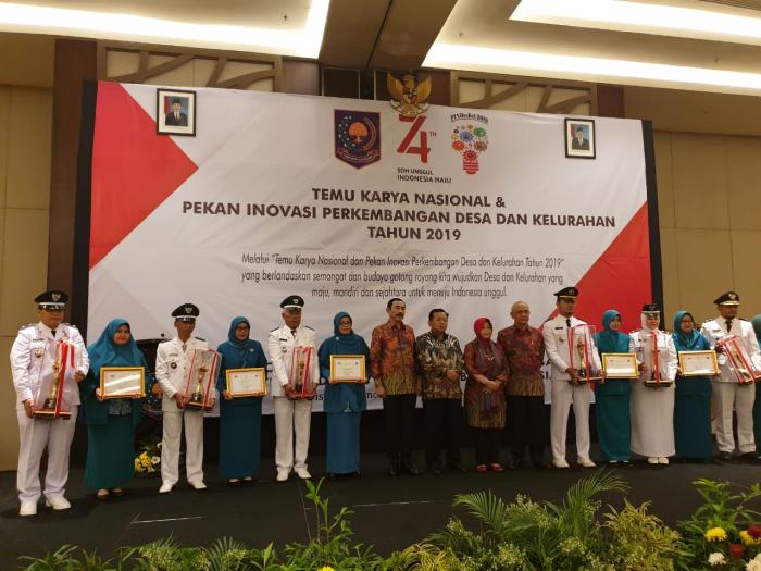 Kelurahan Anggrung Juara Lomdeskel Terbaik Tingkat Regional I Sumatera 2019