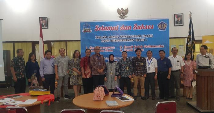 Dr. Jadongan Sijabat, SE, M.Si : Mahasiswa Fakultas Ekonomi UHN Harus Cerdas Memahami Pajak